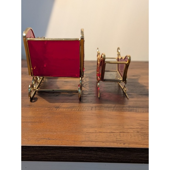 Set of 2 Red Sleighs with Gold Scroll Christmas Mantle Vtg Style Sleigh Holiday - Picture 5 of 16